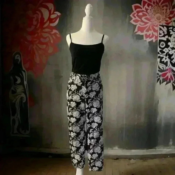 GAP Pants - White Rose Pants